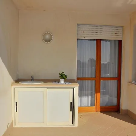 Flat In A Seafront Building With Swimming Pool Appartement