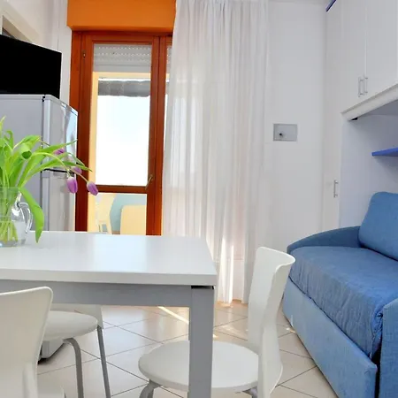 Flat In A Seafront Building With Swimming Pool Apartamento
